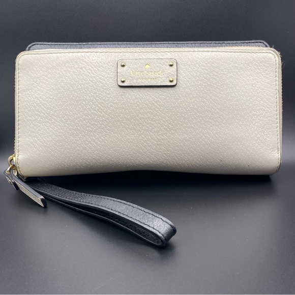 Kate Spade Grove Street Anita Wristlet Wallet - Picture 1 of 9